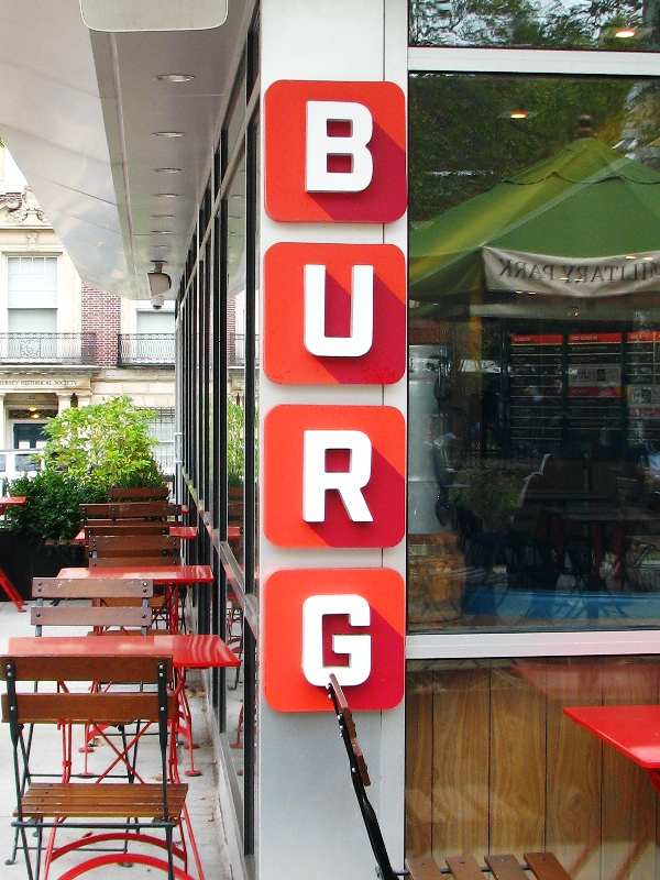 một cửa hàng chuyên bán hamburger ở thành phố Newark